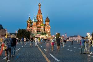 Куда пойти в Москве с ребенком на выходные: лучшие парки, аттракционы, театры и океанариумы