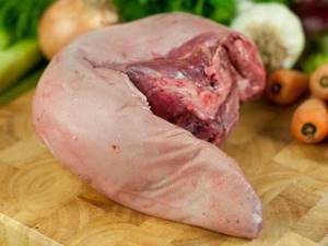 Свинина, курица и говядина при грудном вскармливании: можно ли