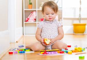 Пальчиковые игры для малышей до года: в чем польза, виды и примеры