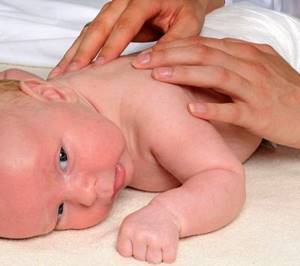 Пупочная грыжа у новорожденных: как выглядит, лечение в домашних условиях