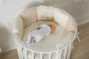 Кроватки детские: как выбрать лучшую для новорожденного, виды и рейтинг 2019 года
