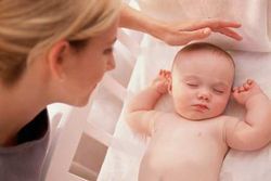 Может ли грудной ребенок заразиться: как уберечь грудничка