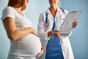 Первые дни грудничка в роддоме и дальнейший осмотр, регистрация и прописка