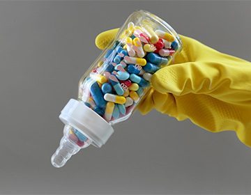 Какие антибиотики можно при ГВ: обзор разрешенных препаратов и инструкции