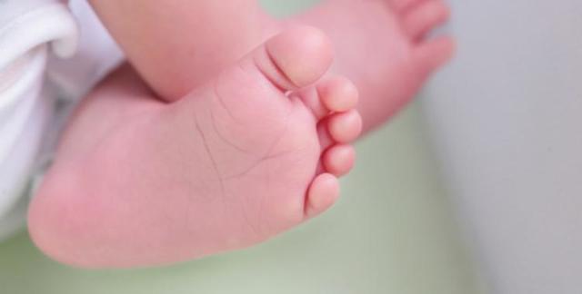 Скрининг новорожденных на наследственные заболевания: какие анализы берут