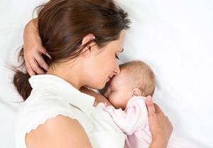 Диета при коликах у новорожденных: что кушать маме, чтобы не было запора?