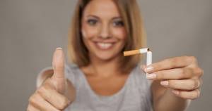 Курение при грудном вскармливании: можно ли