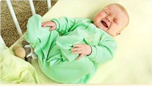 Грелка для новорожденного от колик: виды и правила применения