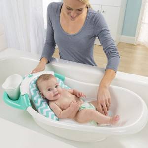 Какую ванночку выбрать для новорожденного: рейтинг лучших моделей с описанием
