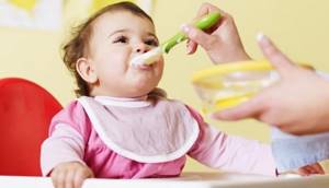Можно ли давать ребенку смесь при температуре: чем и как кормить, советы